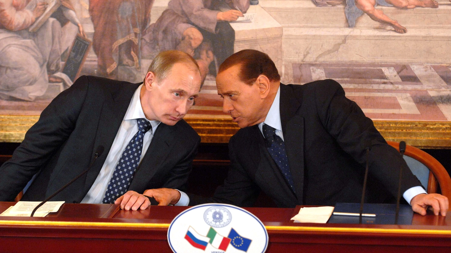 Silvio Berlusconi e Vladimir Putin durante un vertice italo-russo 