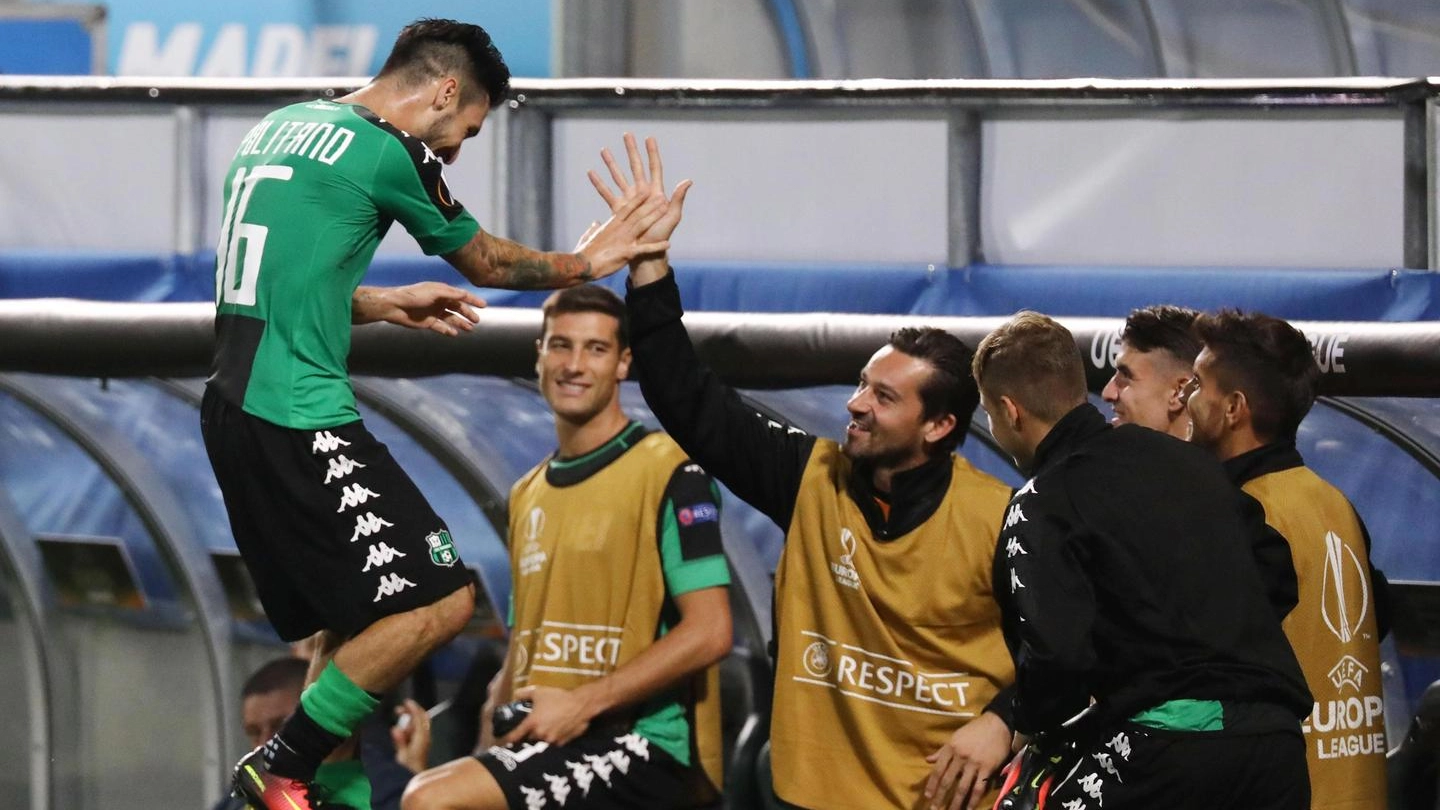 Sassuolo-Athletic Bilbao, Politano esulta dopo il gol (Ansa)