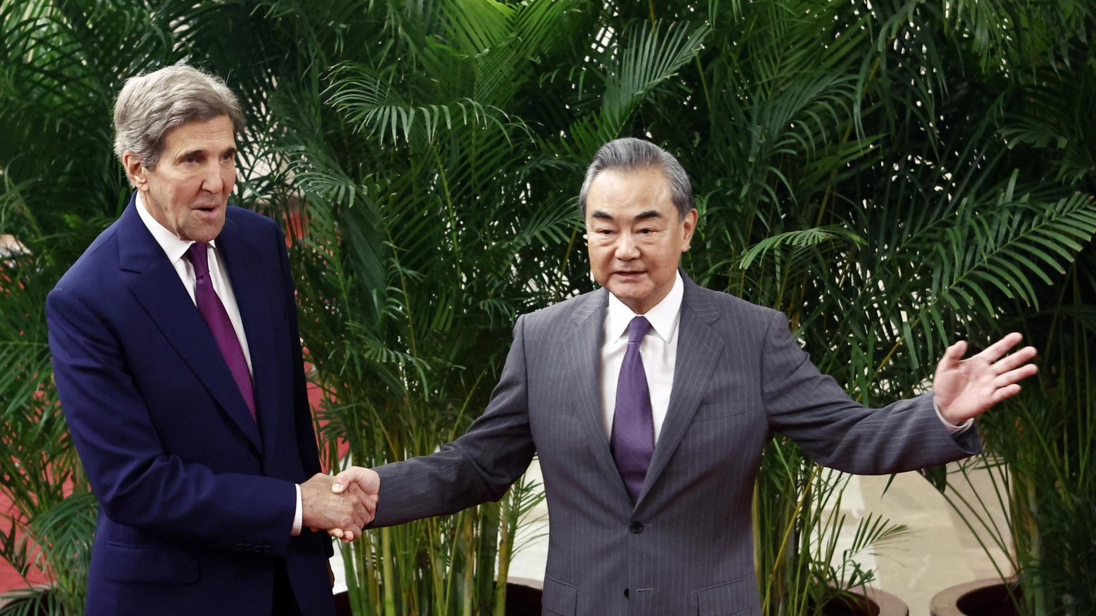 Clima: vertice Usa-Cina a Pechino, Kerry incontra Wang