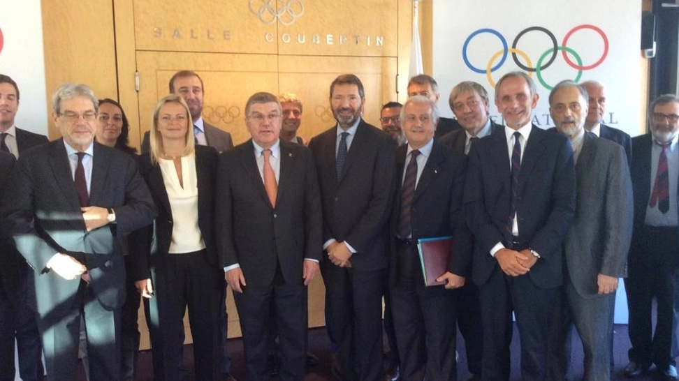 La delegazione olimpica a Losanna (Twitter)