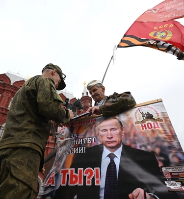 Putin, da Lavrov a Naryshkin: cerchio magico spezzato. Ora lo zar non sa di chi può fidarsi