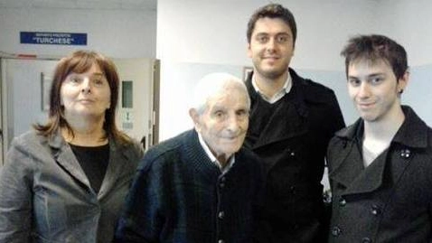 Giovanni Maretti, 102, vota per le elzioni regionali 2014