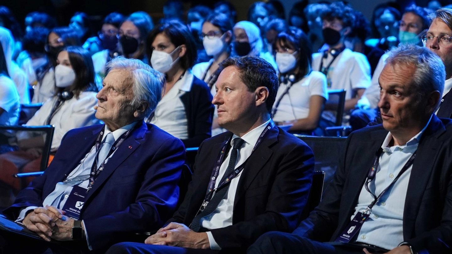 Andrea Ceccherini (al centro) con Jean-Claude Trichet e Luca Maestri