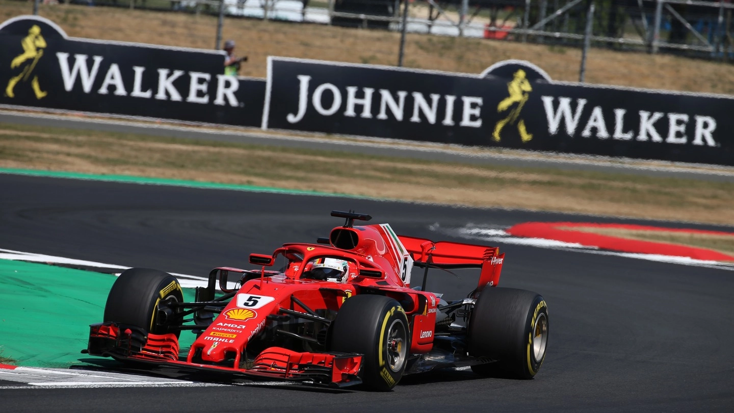 Formula 1, Sebastian Vettel in azione (LaPresse)