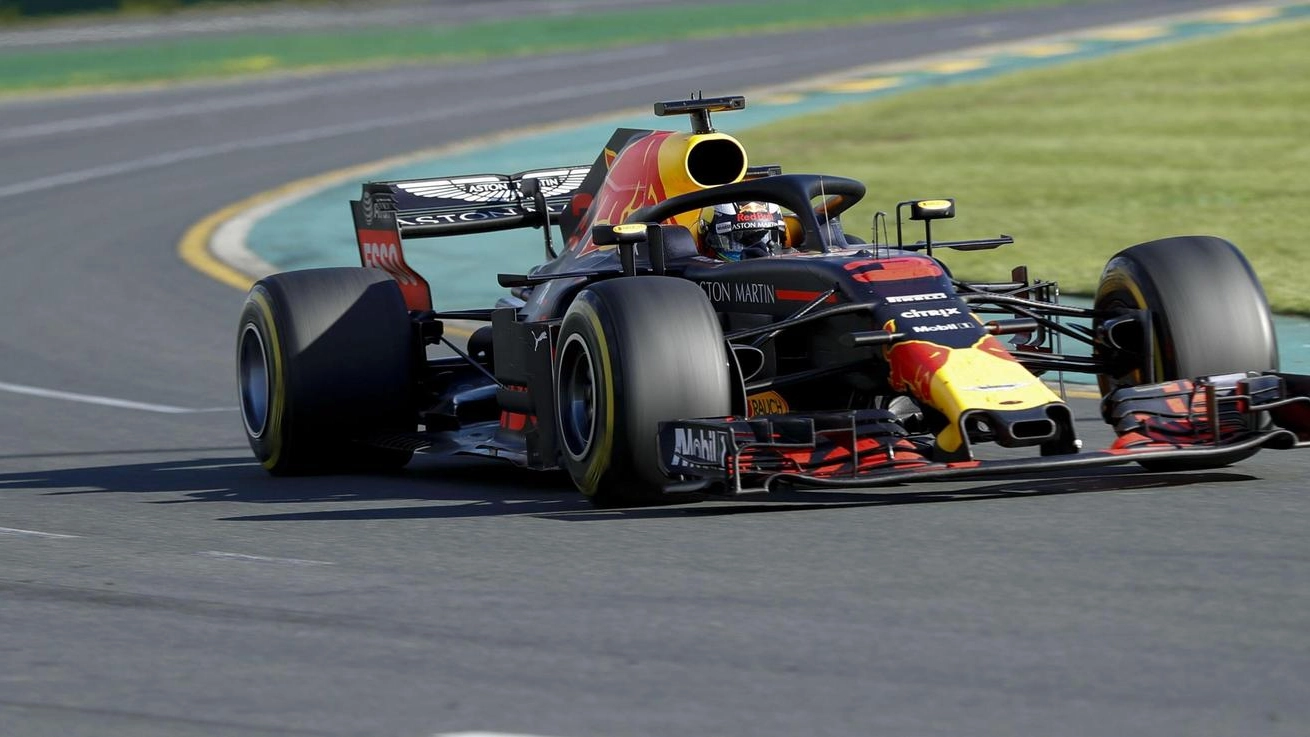 Daniel Ricciardo in azione (Ansa)