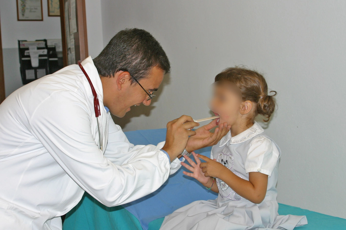Un pediatra