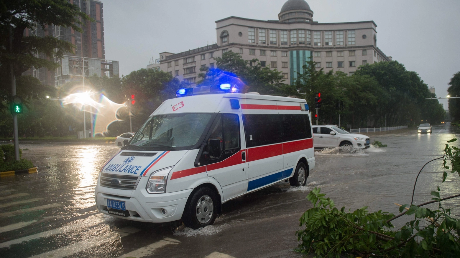 Ambulanza in Cina (Lapresse)