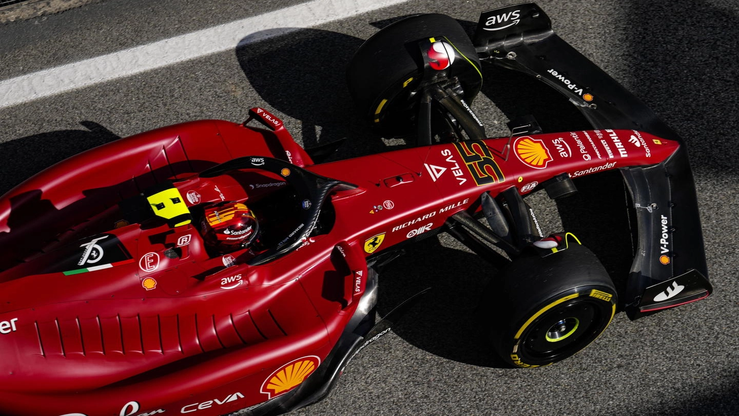 La Ferrari di Carlos Sainz (Ansa)