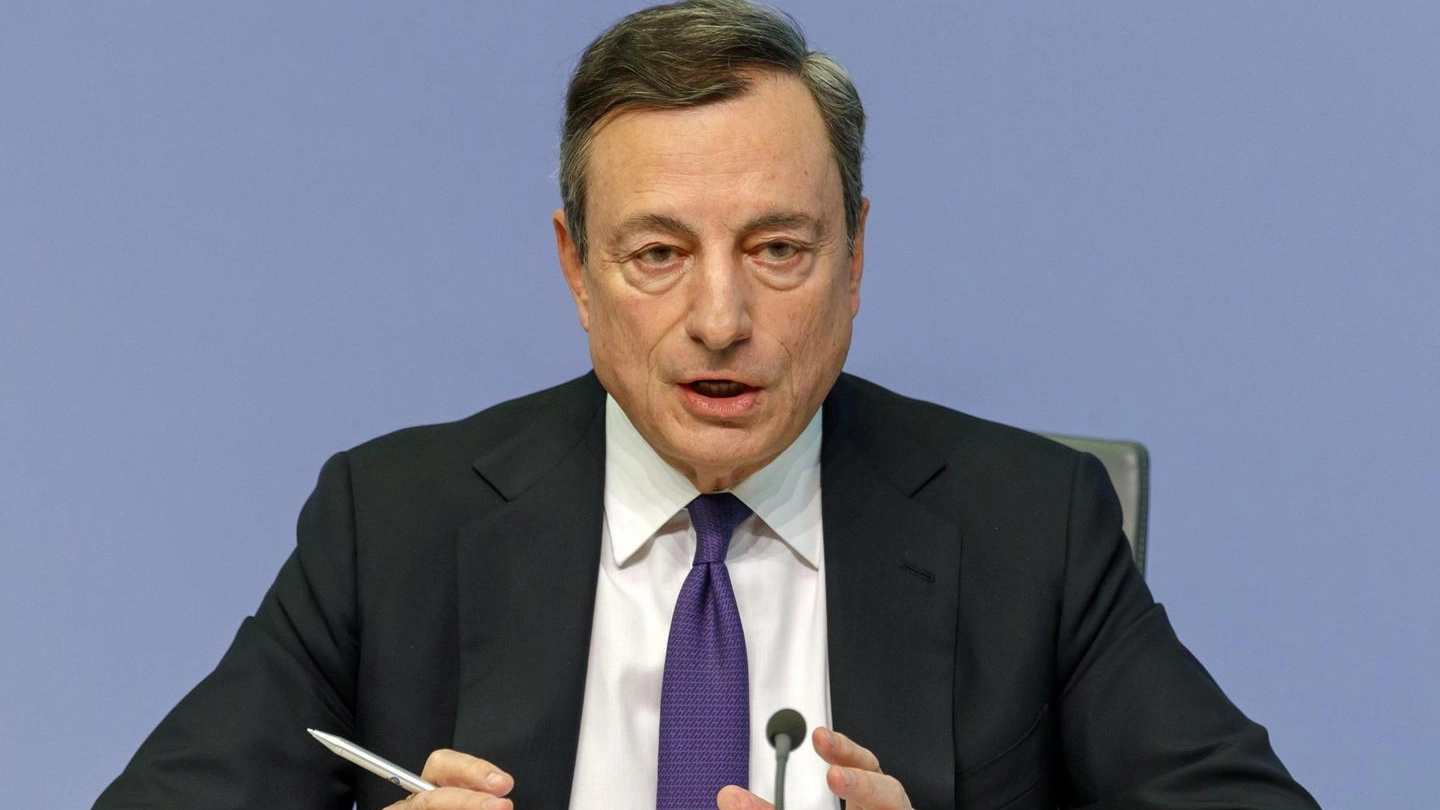 Mario Draghi, presidente della Bce (Ansa)
