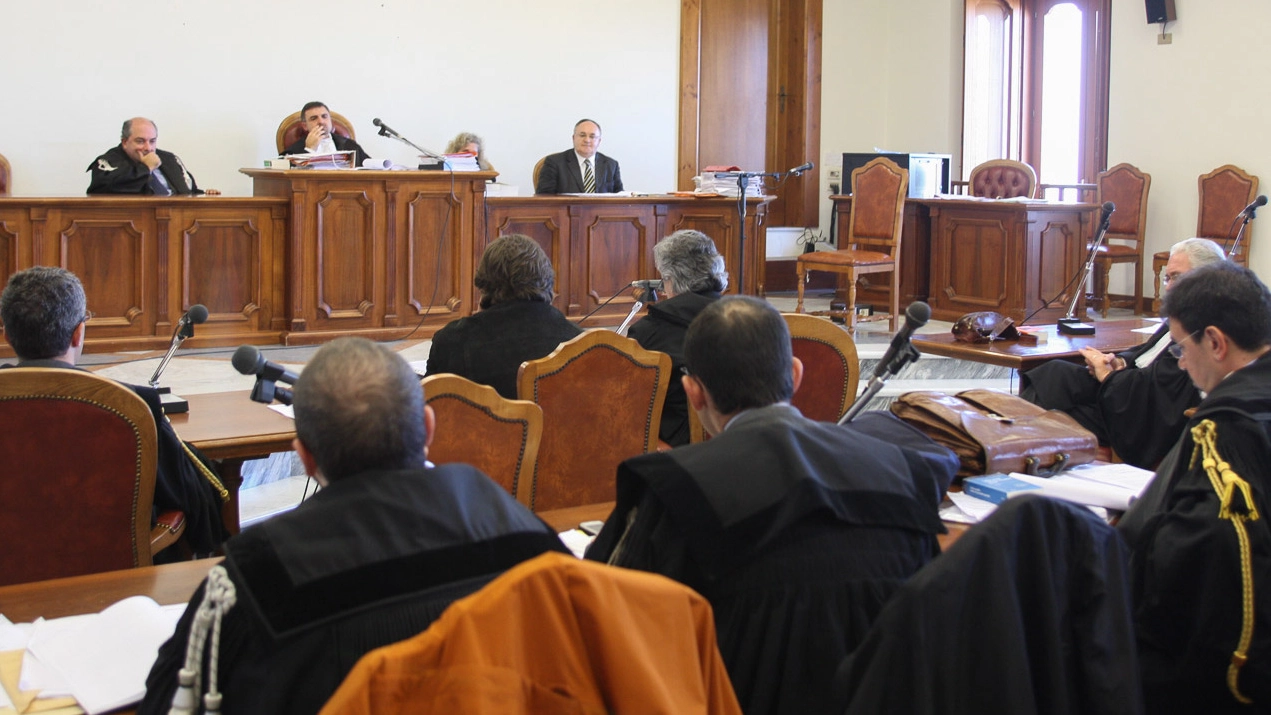 Un’udienza nel tribunale di Fermo (foto Zeppilli)