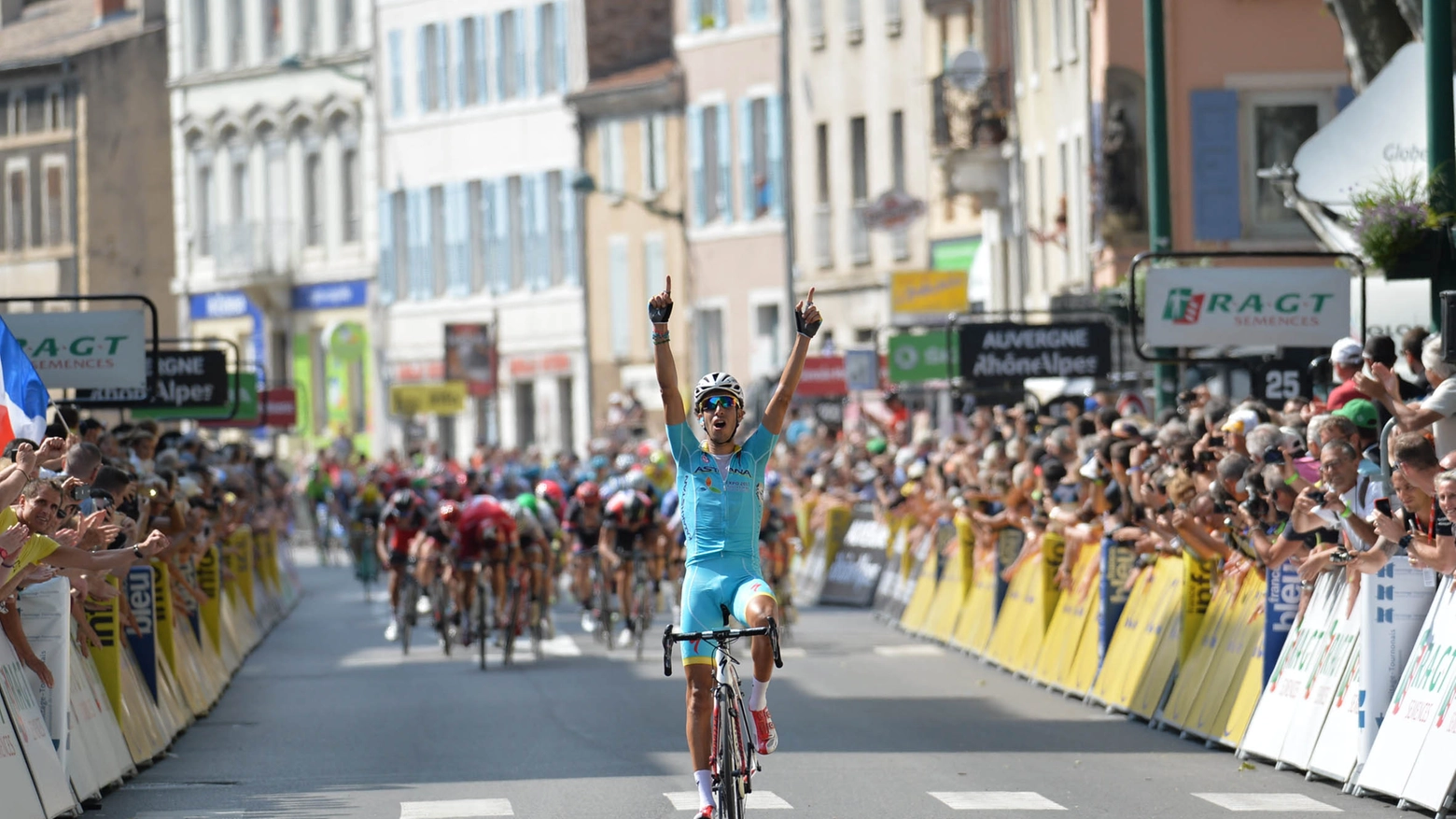 Aru trionfa al Giro del Delfinato (Alive)