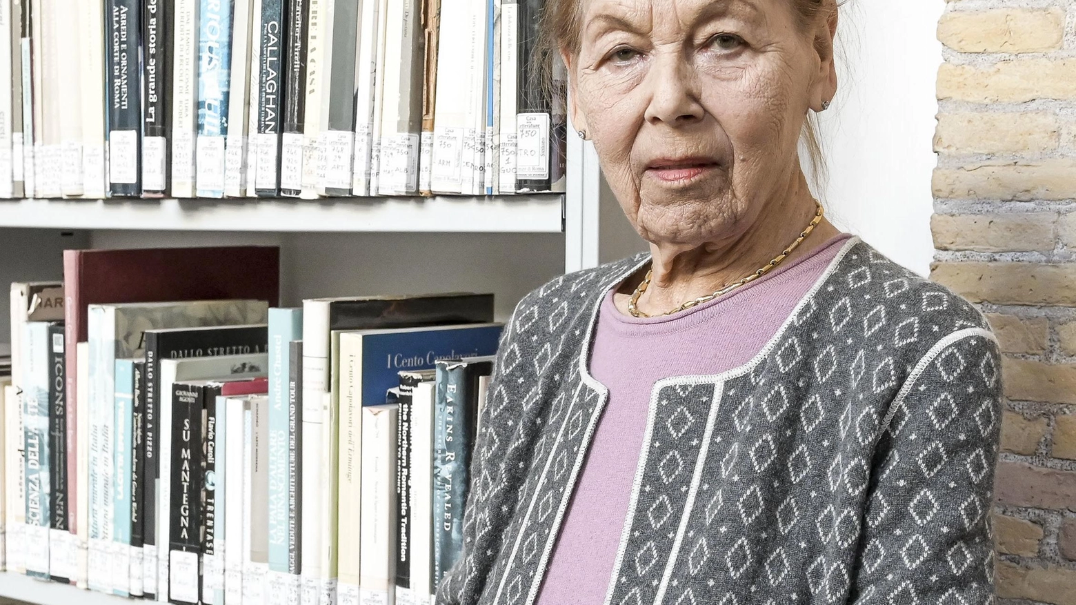 Edith Bruck, 90 anni, finalista al Premio Strega con "Il pane perduto"