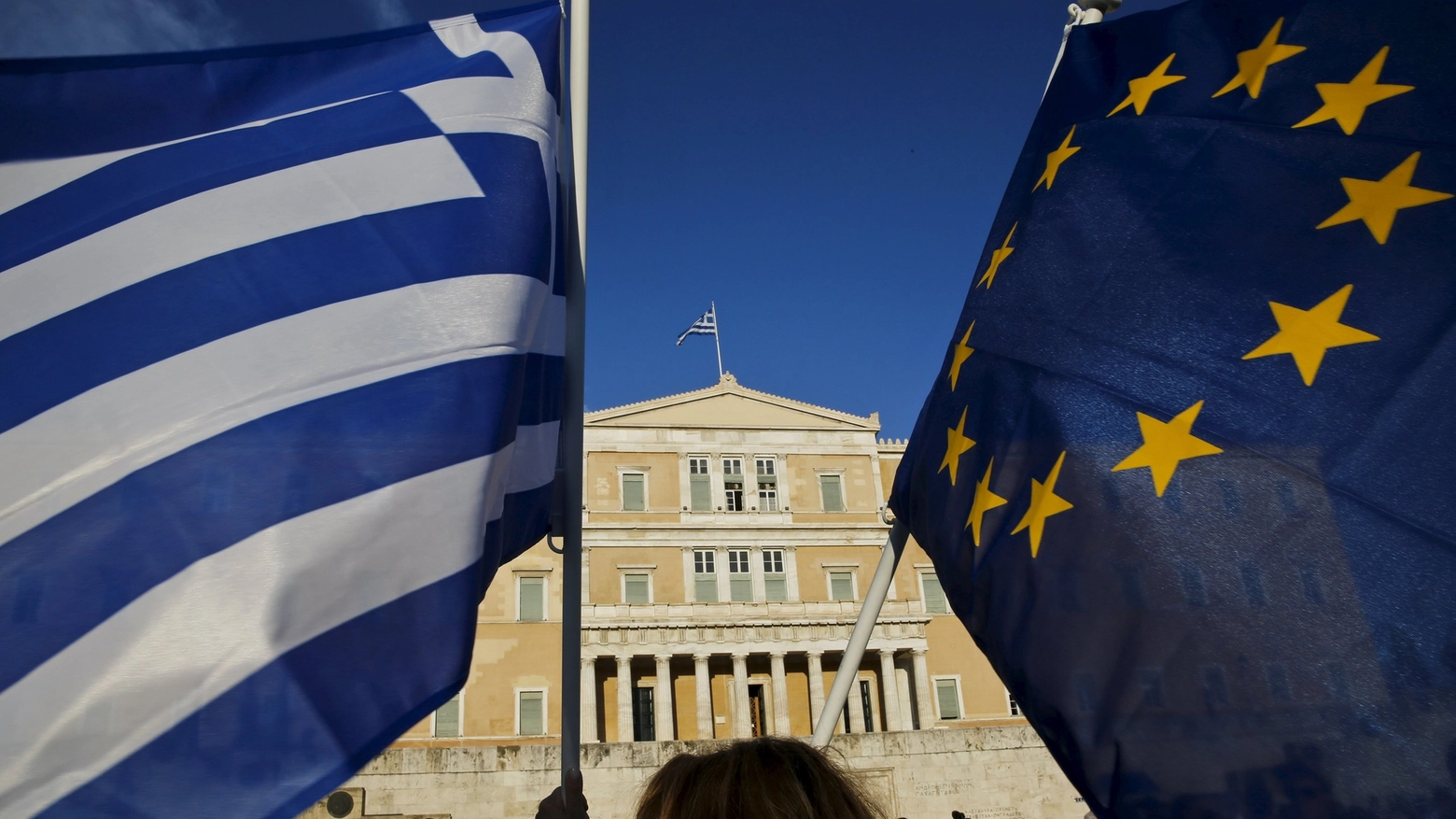 L'Ue chiede nuove misure di austerità alla Grecia (Lapresse)