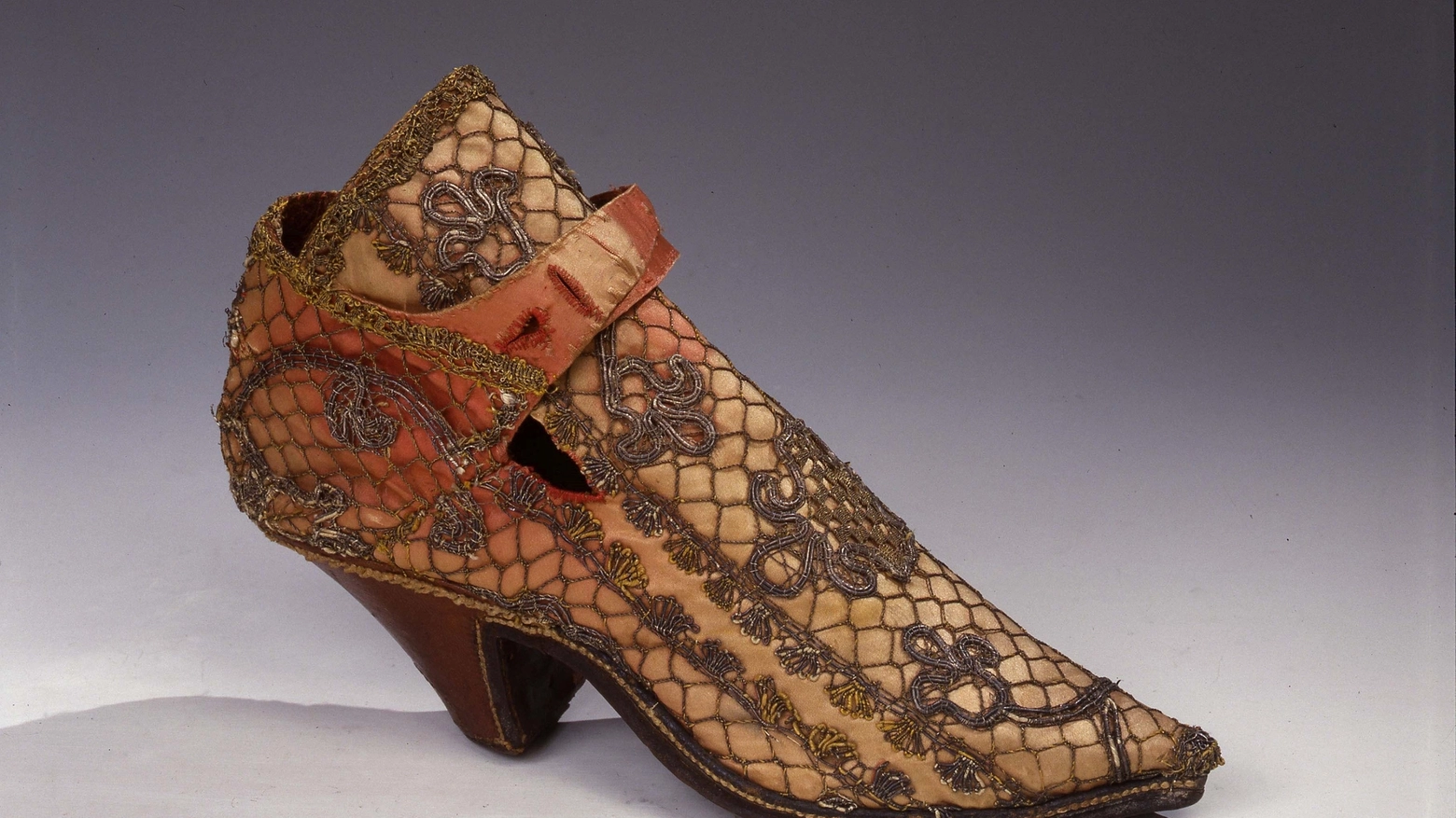 Scarpa femminile, Firenze, Museo Stibbert