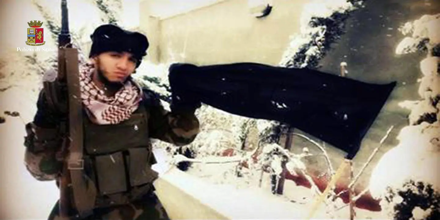Lotta all'Isis, la Digos blocca a Ravenna uno straniero sospetto 'foreign fighter'