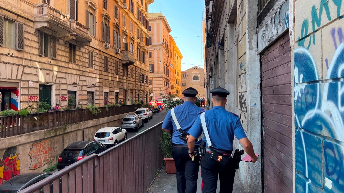 Le ricerche dei carabinieri a Roma