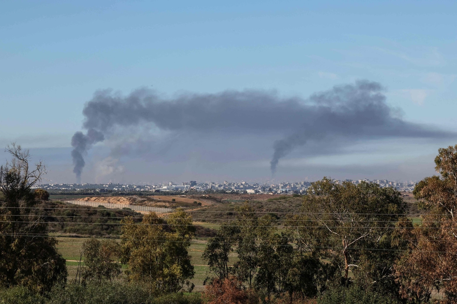 Un'immagine della guerra a Gaza (Ansa)