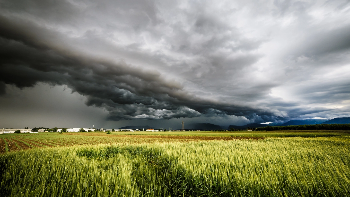 Previsioni meteo, 1° maggio all'insegna del peggioramento (foto iStock)