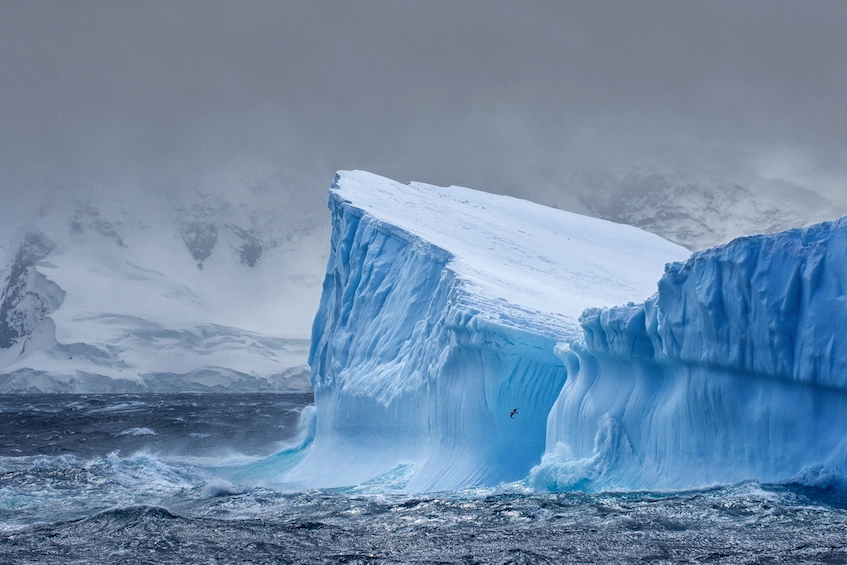 Antartide, il viaggio di un iceberg visto dal satellite Esa