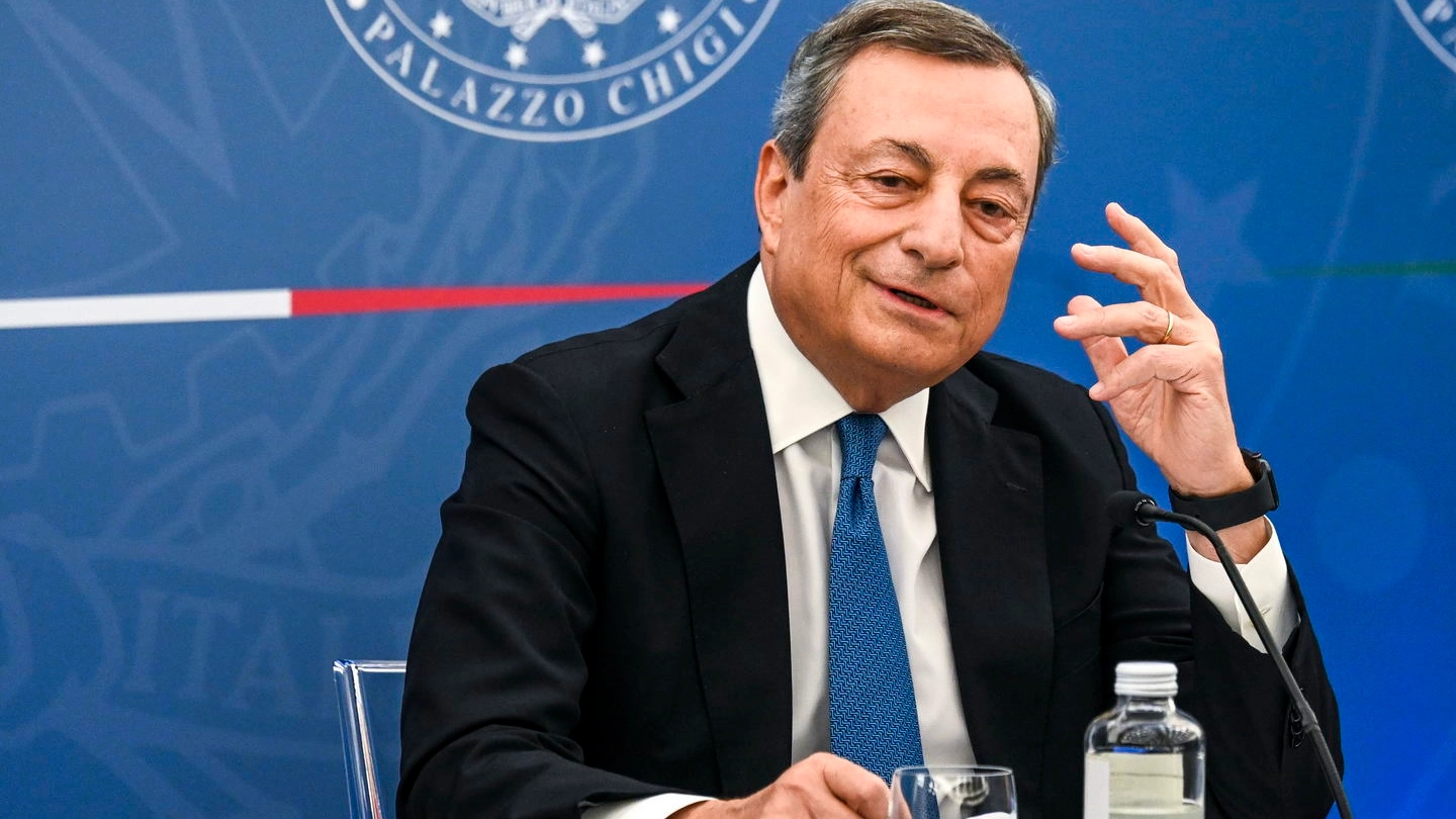 La conferenza di Mario Draghi a Palazzo Chigi (ImagoE)