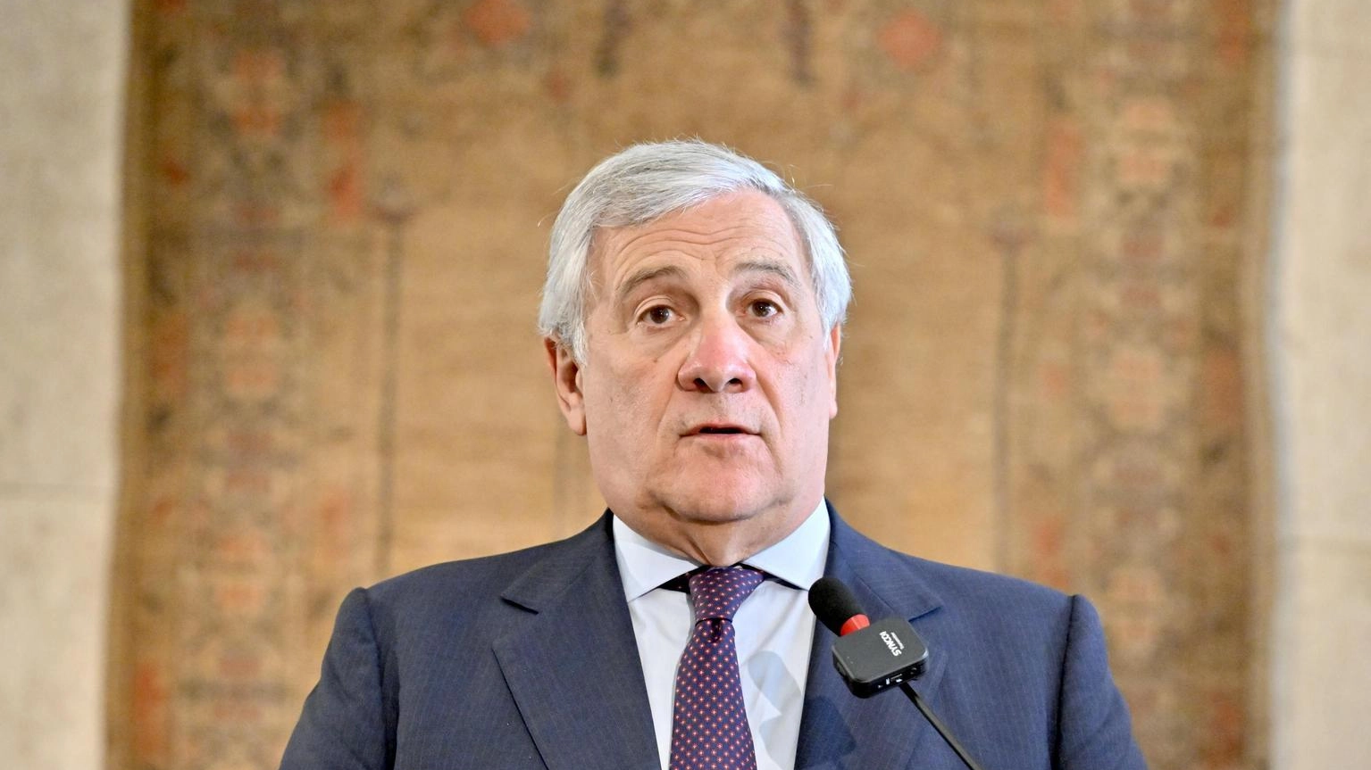 Tajani, 'domani in Italia il re di Giordania'