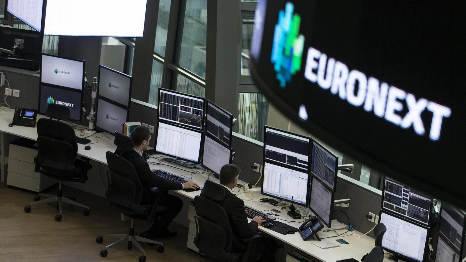 Borsa: Europa positiva in apertura, Parigi +0,04%, Londra +0,08%