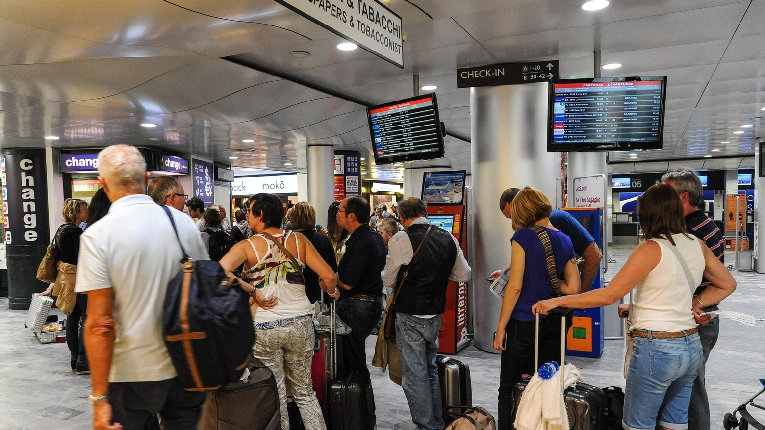 Aeroporti, bagagli, partenze (Salvini)