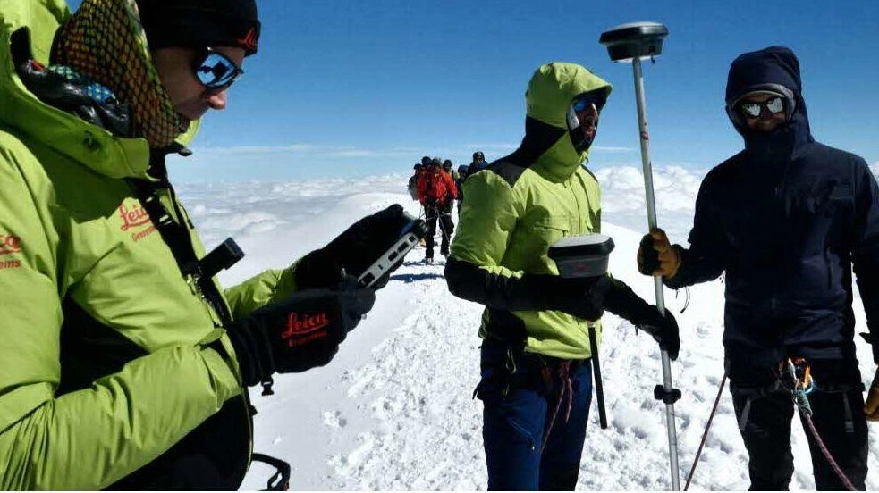 Il Monte Bianco si è abbassato. Si scioglie la calotta di ghiaccio. Persi due metri in due anni