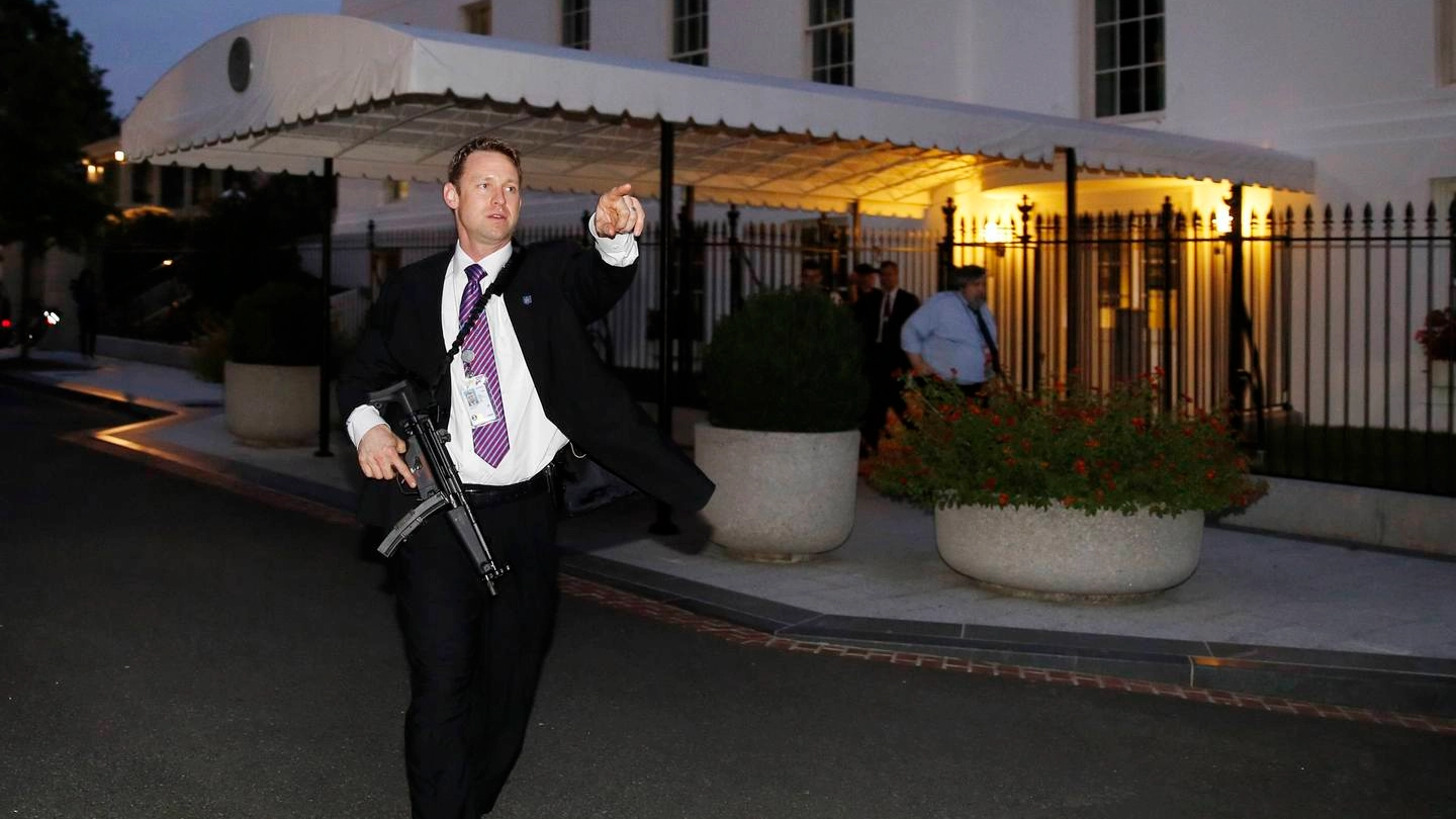 Casa Bianca in allarme, un agente dei servizi segreti (Reuters)