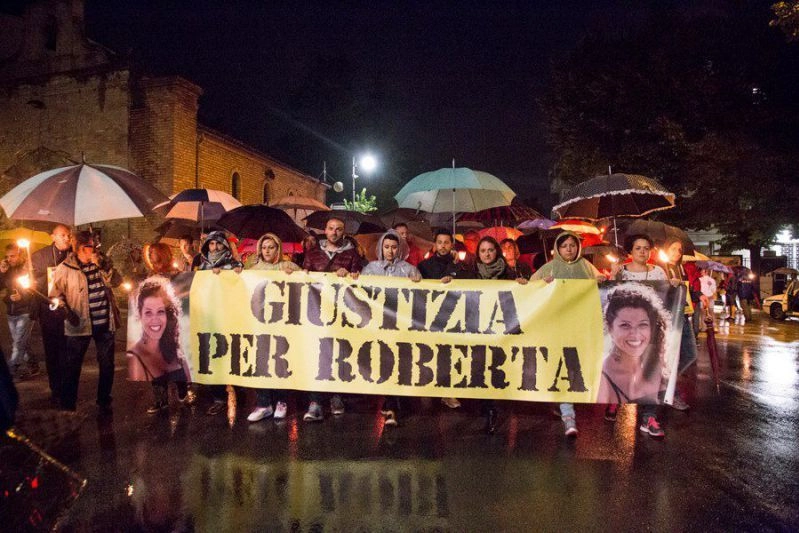 A luglio la fiaccolata per chiedere giustizia per Roberta Smargiassi (Ansa)