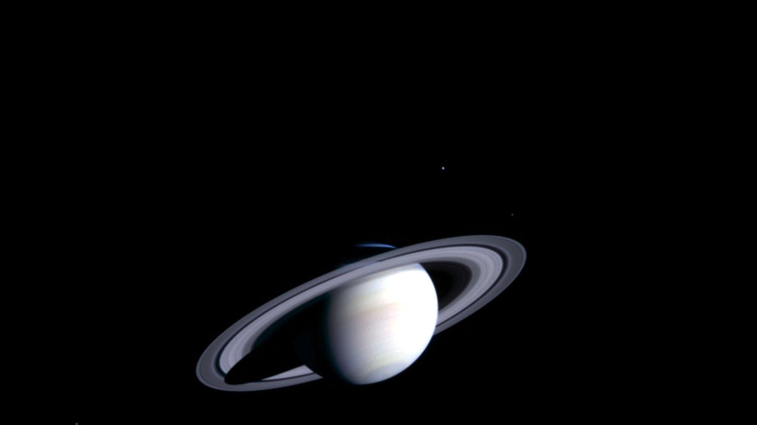 Saturno  fotografato dalla sonda Cassini (ANSA )