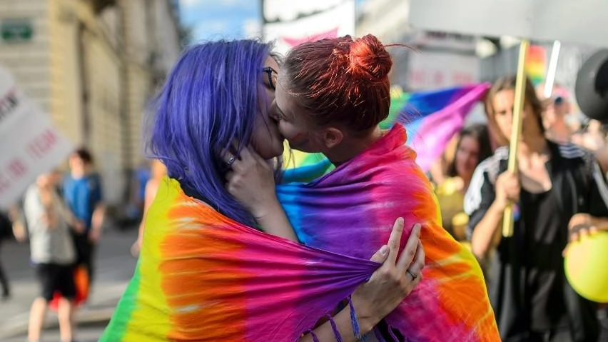 Una manifestazione per i diritti degli omosessuali
