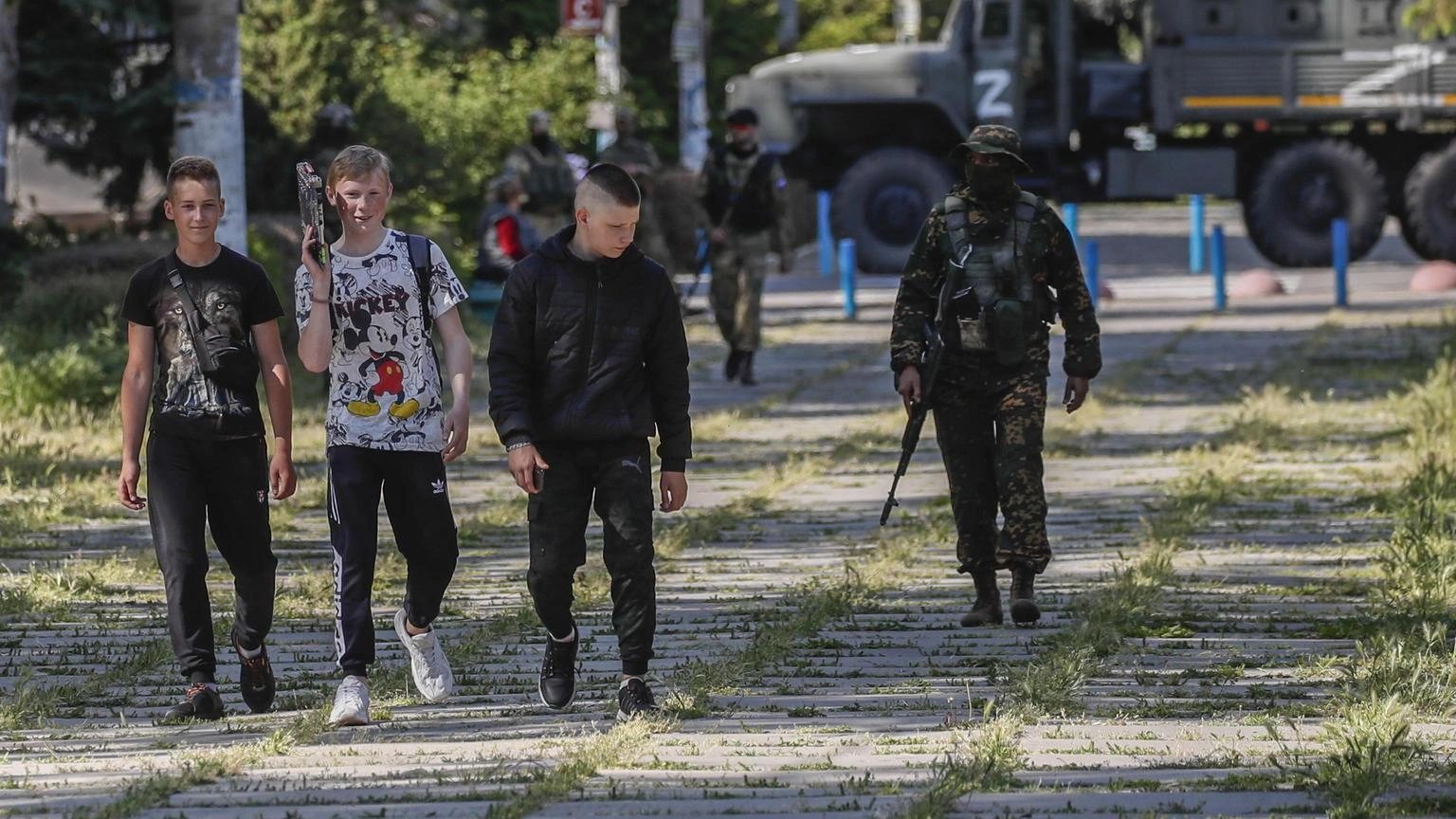 Mosca, abbattuti 2 droni ucraini diretti su seggio Kherson