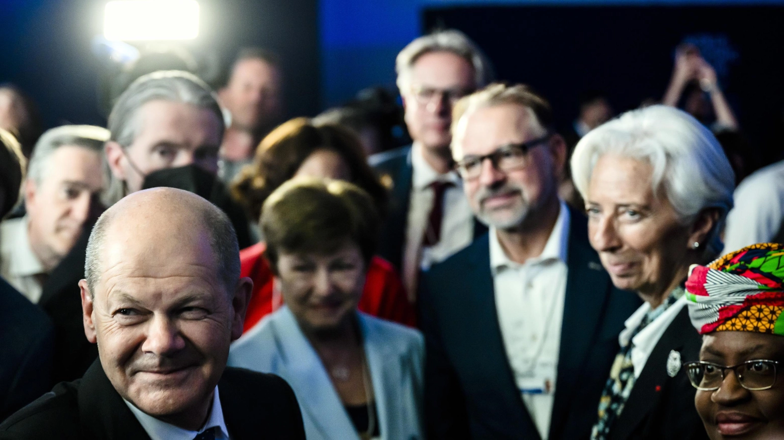 Il selfie dei grandi del mondo a Davos
