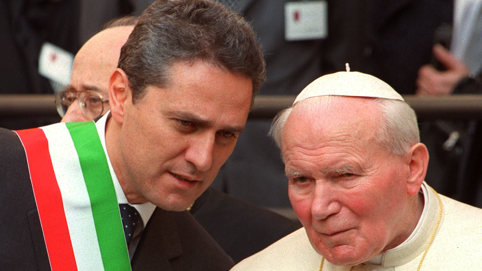 Francesco Tutelli e Giovanni Paolo II. Rutelli fu il primo sindaco di Roma eletto a suffra