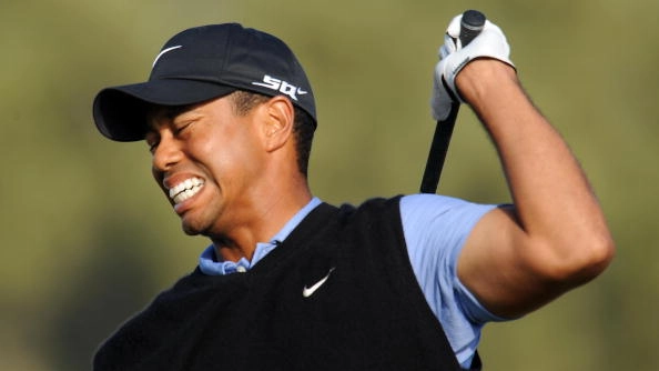 Tiger Woods dolorante