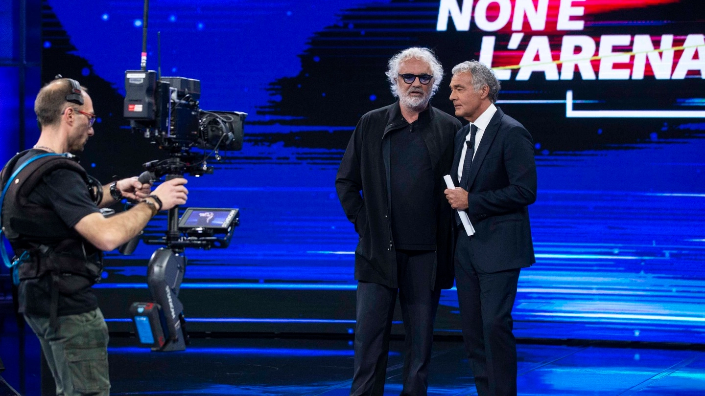 Flavio Briatore con Massimo Giletti a 'Non è l'Arena' (foto Imagoeconomica)