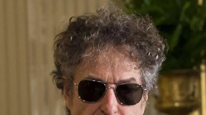 Bob Dylan, suo sito ammette il Nobel