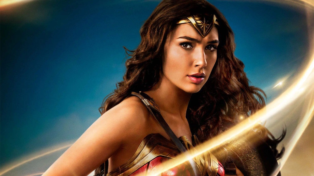 Un dettaglio del poster del film 'Wonder Woman' – Foto: Warner Bros.