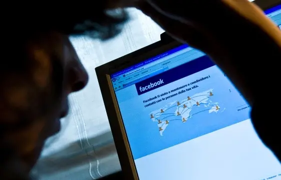 Facebook e il ragazzo che non può iscriversi per colpa del suo cognome