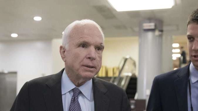 McCain, 'voto no a revoca Obamacare'