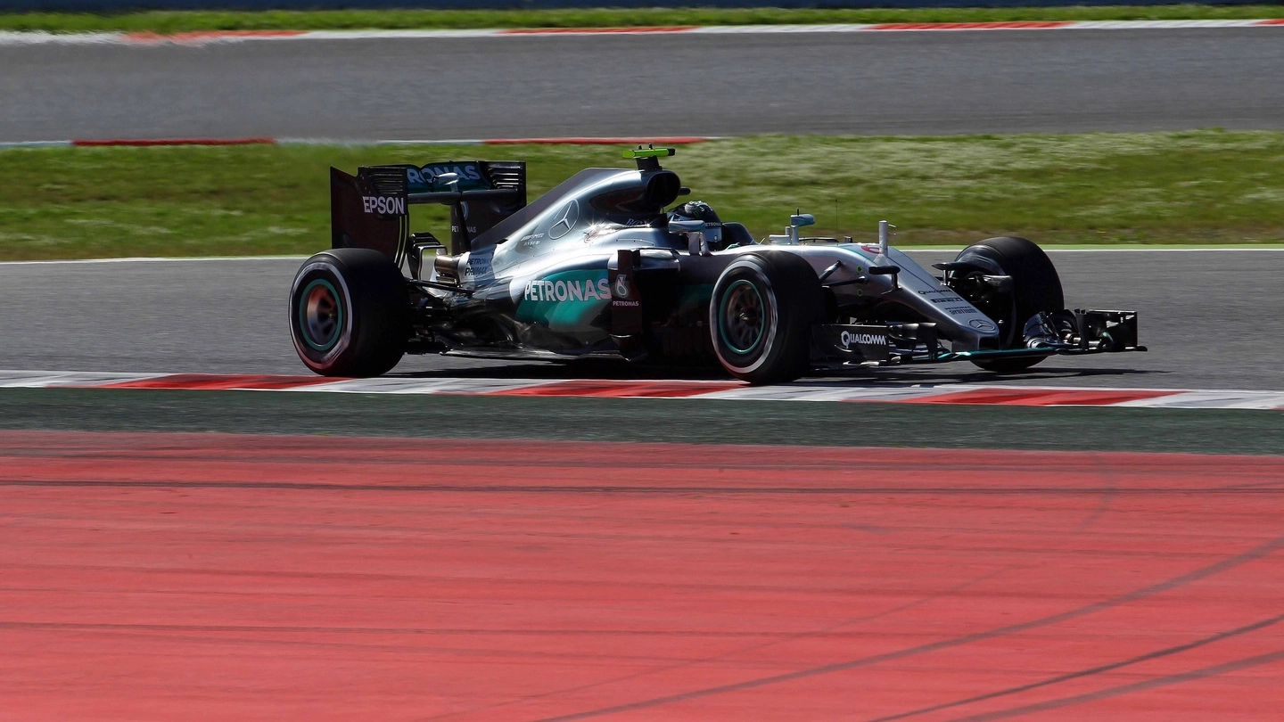 F1, Gp Spagna. Nico Rosberg sul circuito di Montmelò