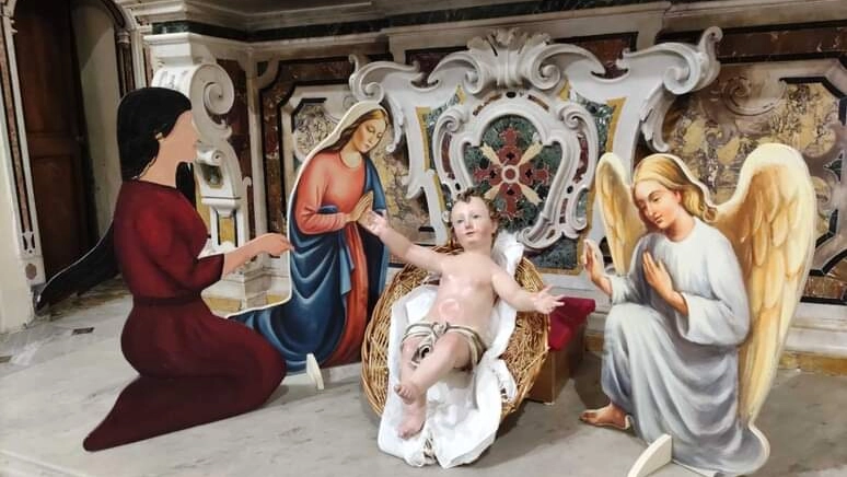 Il presepe con due mamme nella chiesa di San Pietro e Paolo a Mercogliano