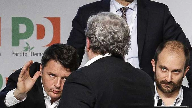 Renzi, indietro lancette politica