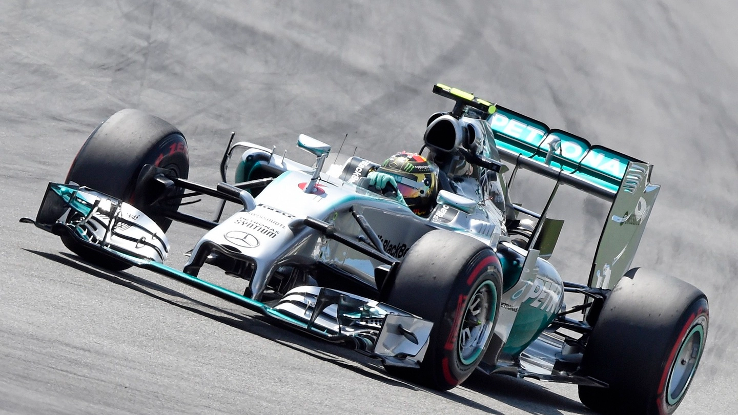 Nico Rosberg (Mercedes): quinta pole position stagionale (AP PHOTO / JENS MEYER)