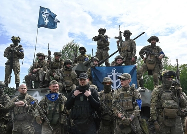 Ucraina, diretta della guerra. Inferno a Belgorod, insorgono i partigiani russi. Putin: “Impedire destabilizzazione”