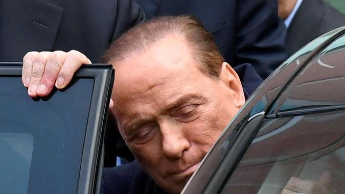 Berlusconi, impegnati in campagna per no