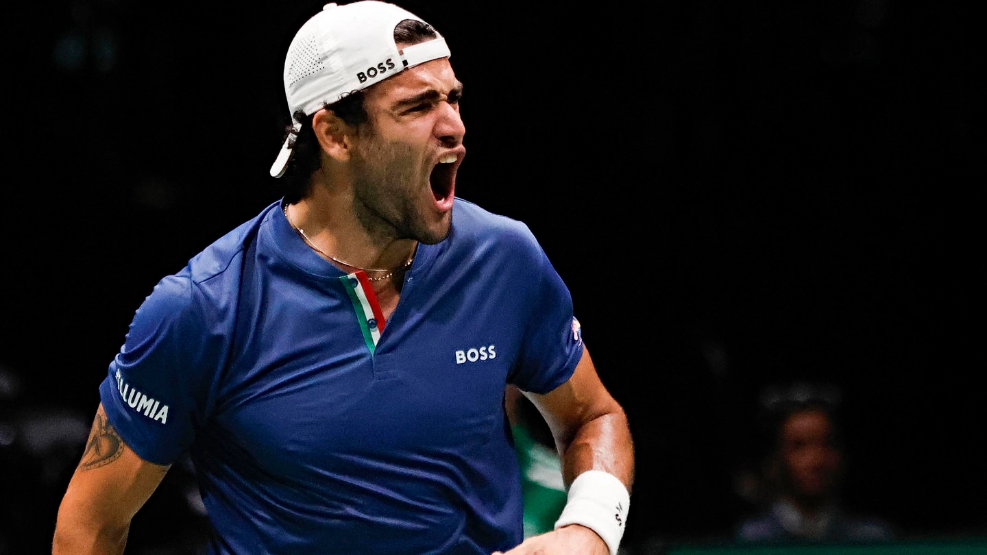 Matteo Berrettini contro Coric in Coppa Davis (Ansa)