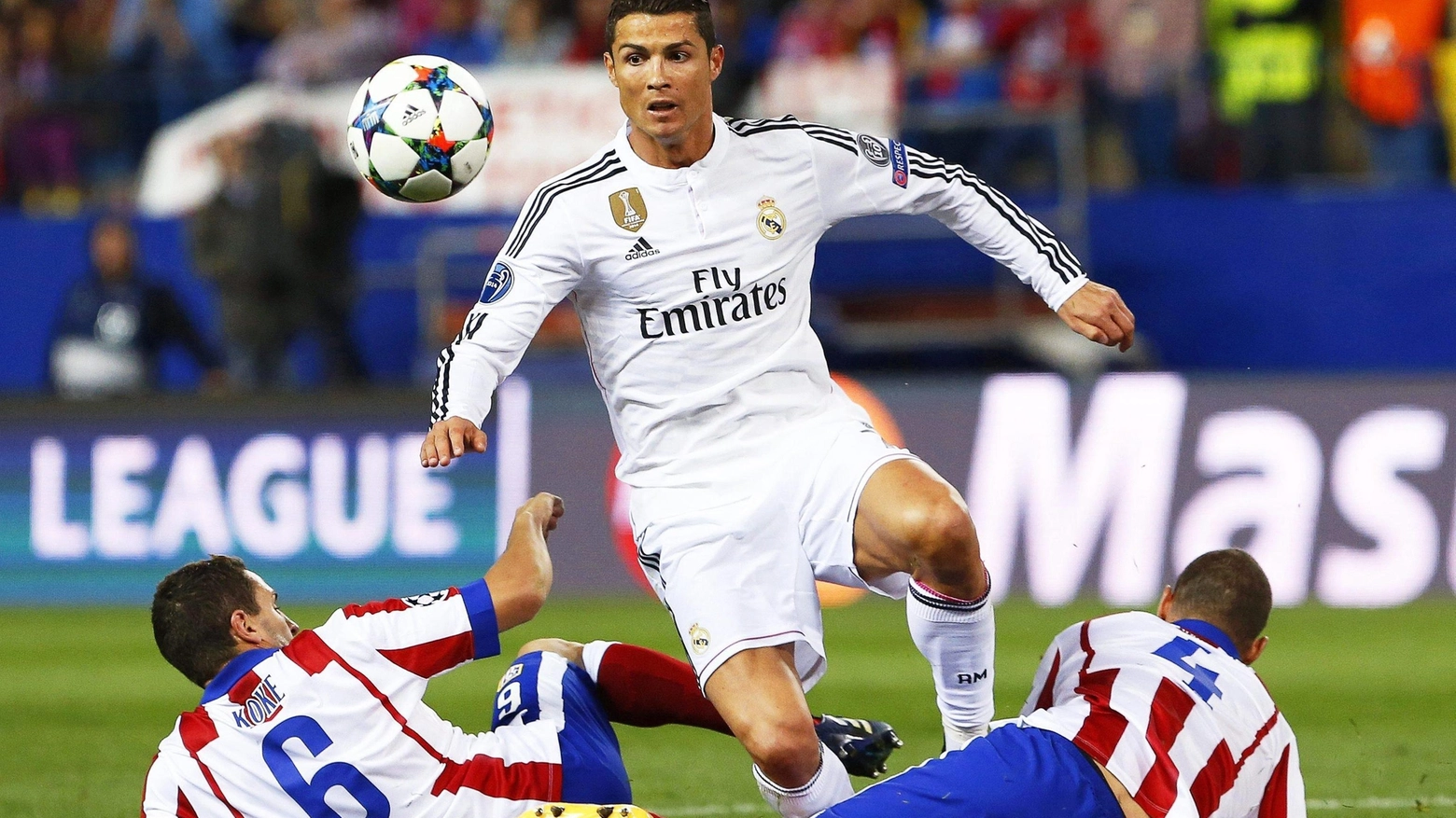 Cristiano Ronaldo prova a sfondare la trincea del Cholo (Ansa)