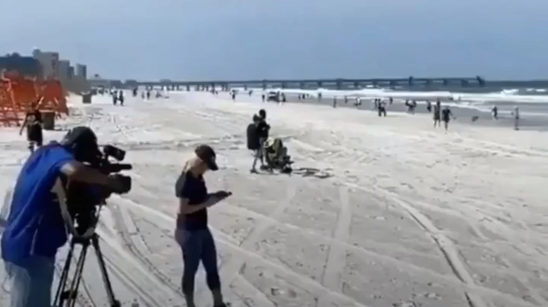 La spiaggia di Jacksonville subito dopo la riapertura